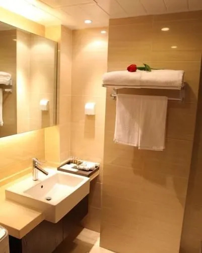 Sea Land Holiday Hotel- Qingdao