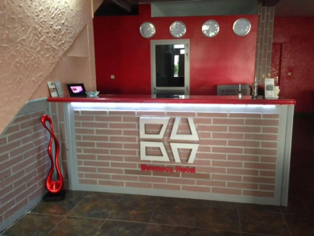 Business Hotel