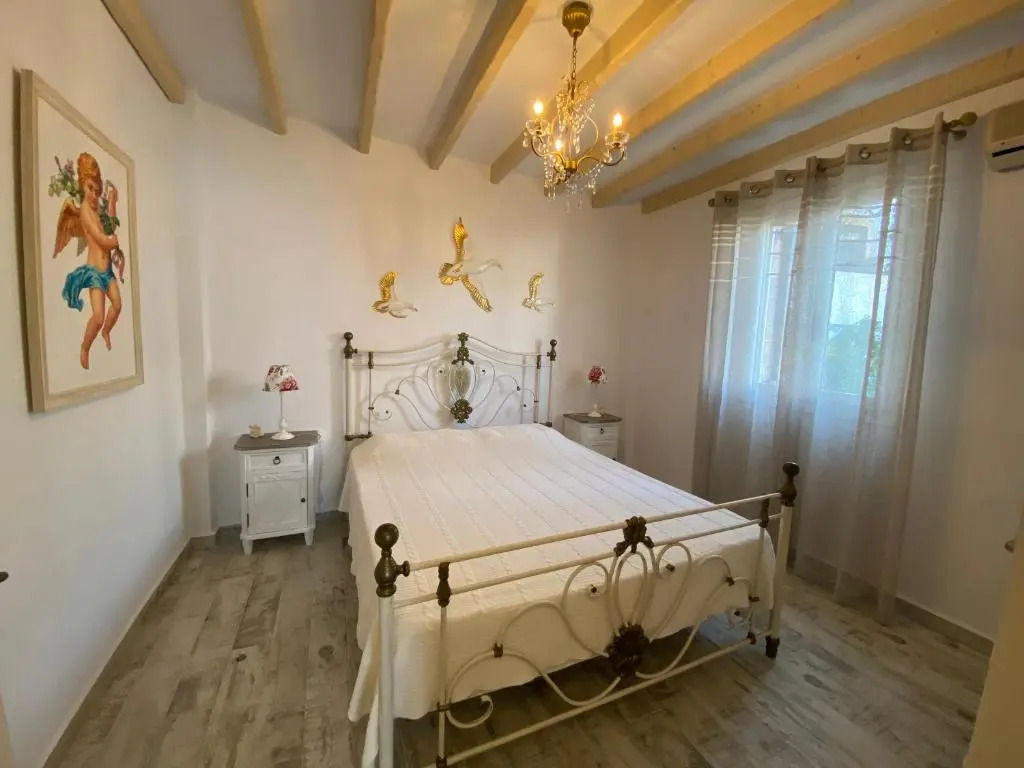 Petridi Maria Suites & Apartments