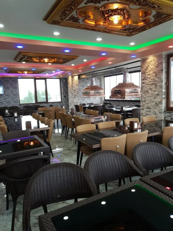 Sisdagi Zirve Otel
