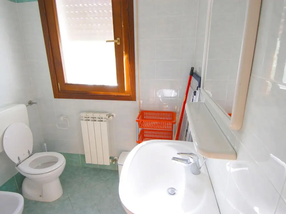 Scenic Apartment in Rosolina Mare with Parking
