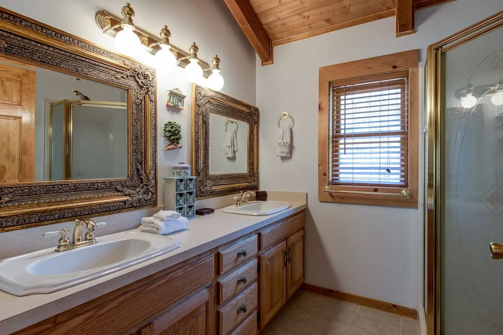 Amazing River Retreat by Jackson Mountain Rentals