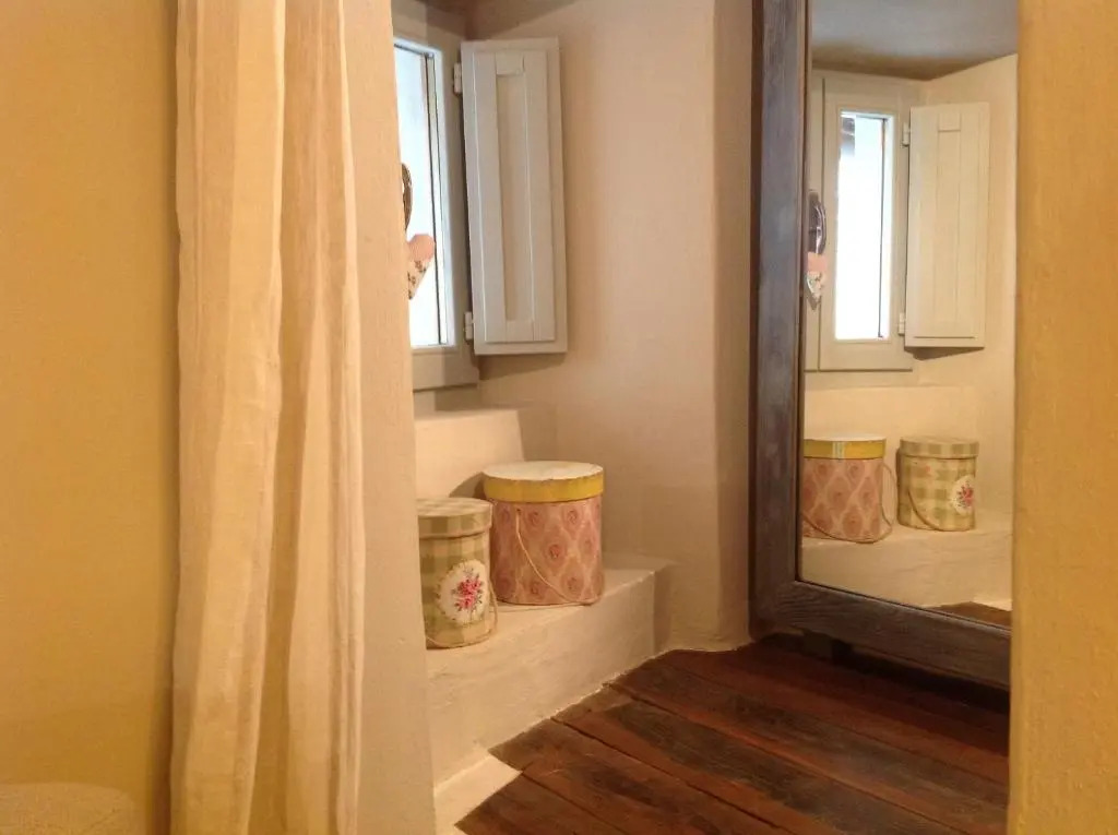 Cortona Shabby Chic House