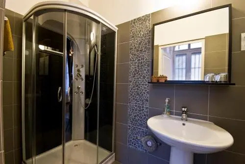 A&A Studio Apartments