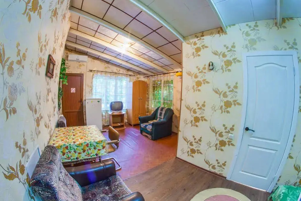 Guest House on Kamanina