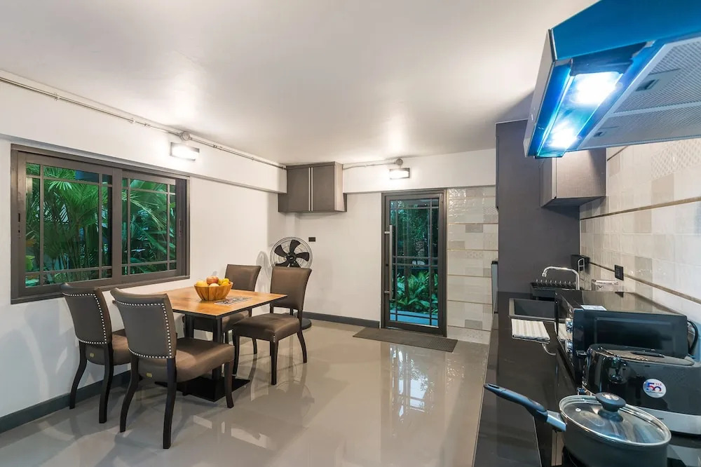 Loy Chalet