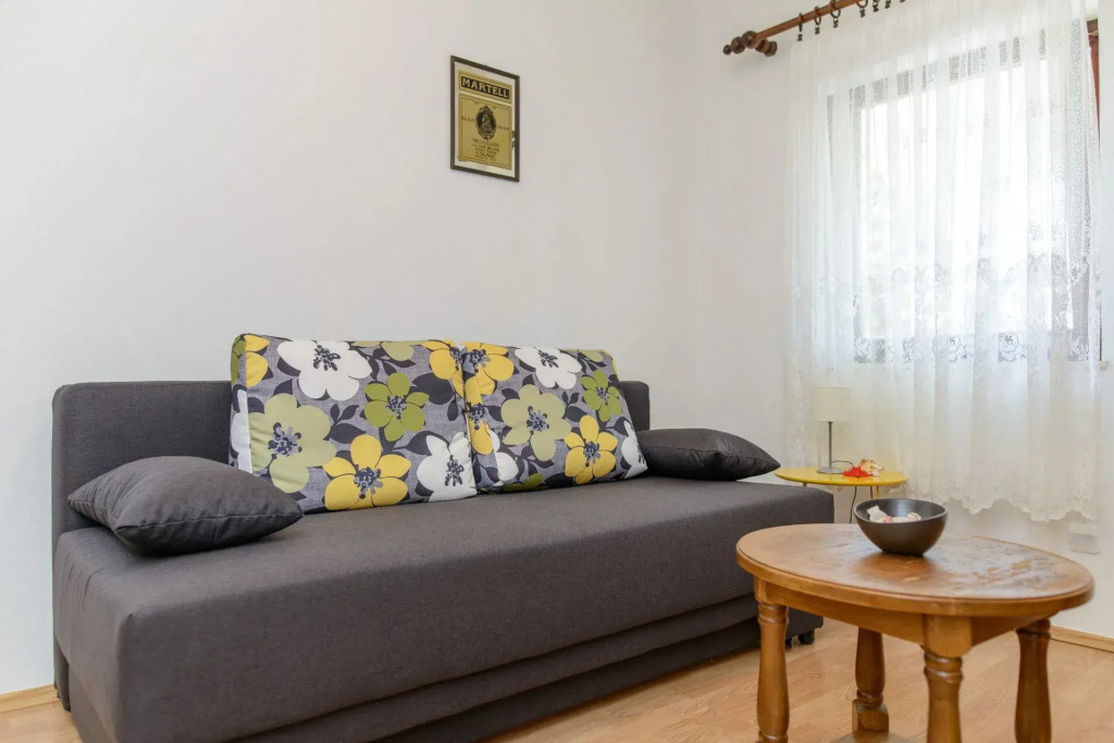 Apartment Vesna - comfortable: A1 Trogir, Riviera Trogir