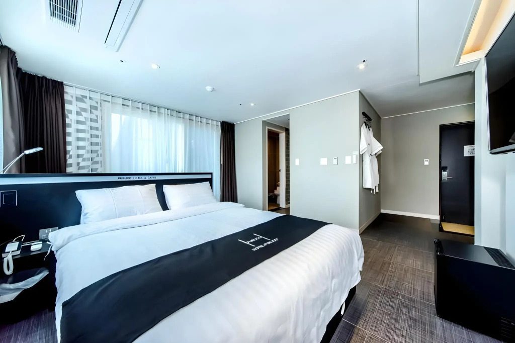 Publico Hotel