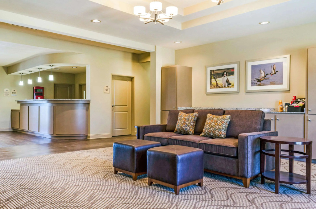 MainStay Suites Hackberry Sportsmans Lodge