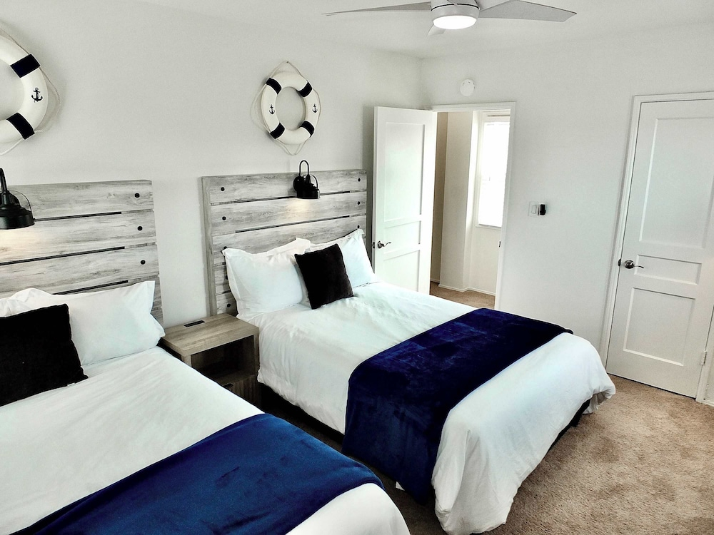 Walk to Beach, Tropical Patio, World Cup, Sleeps 5