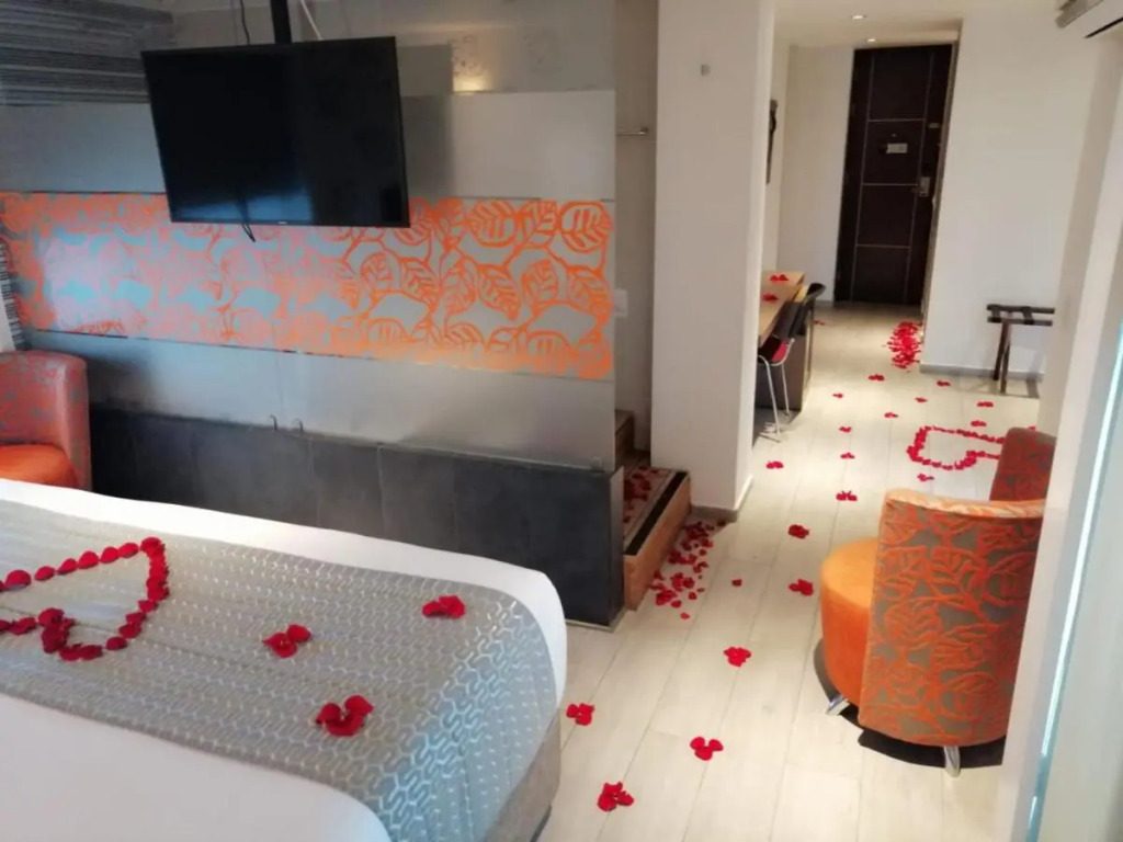 Zi One Luxury Hotel