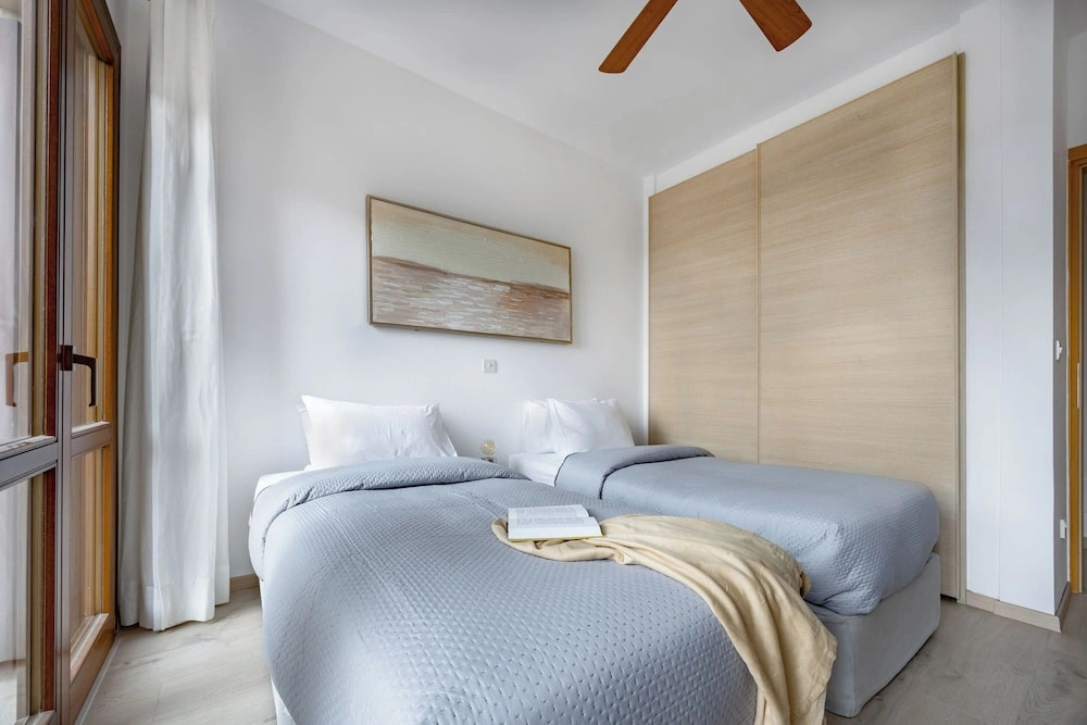 Bk02 Adjacent to Aphrodite Hills Pool & Sea View