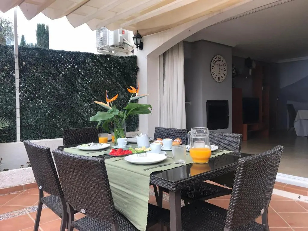 Bungalow Altea junto al casco antiguo, piscina y barbacoa