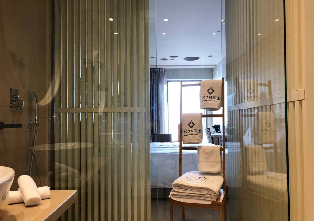 Ikones Seafront Luxury Suites - Adults Only