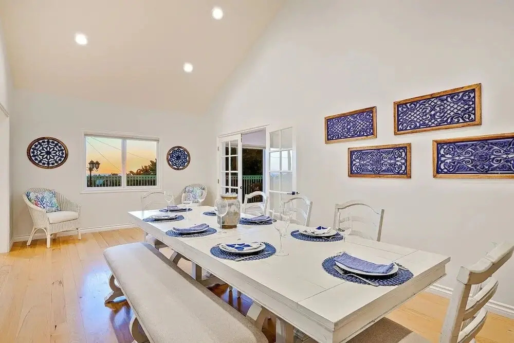 1185 Tamarack 4 Bedroom Home by RedAwning