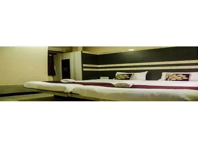 Room Maangta 122 Andheri East
