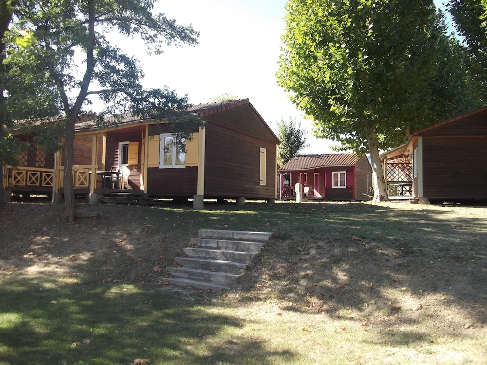 Camping des Gorges de L'allier