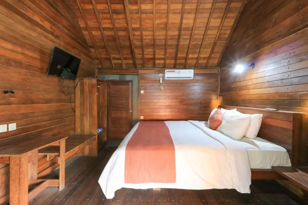Waterside inn Nusa Penida
