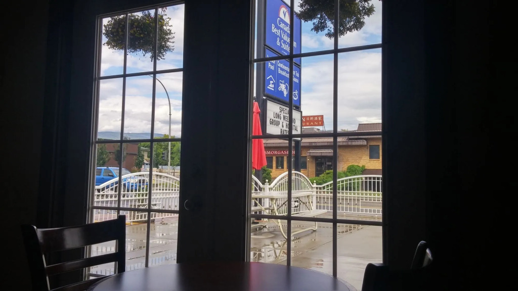 Canadas Best Value Inn & Suites-Vernon