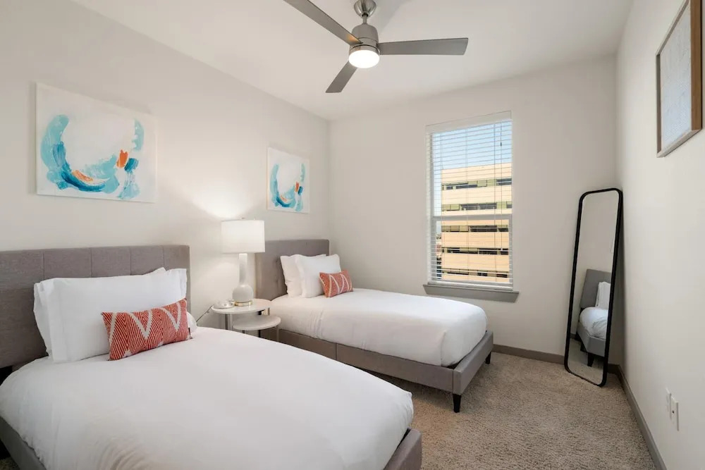 Arlington Modern 2BD 2BA Apartment