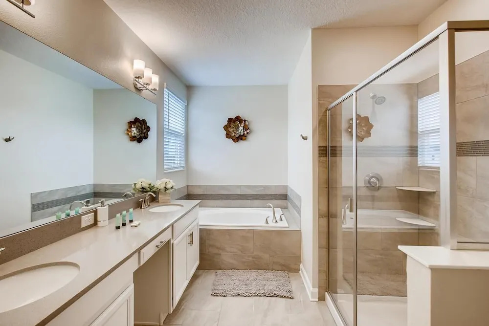 8996 CC Fabulous 6Bd Single Family Champions Gate