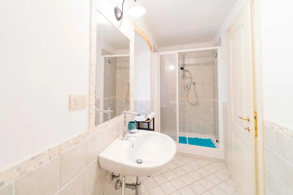 129 - Casa indipendente Velva, 15 km dal mare