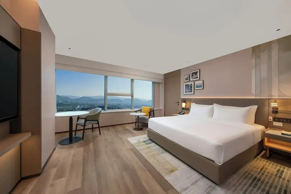 Holiday Inn Yiwu Center by IHG