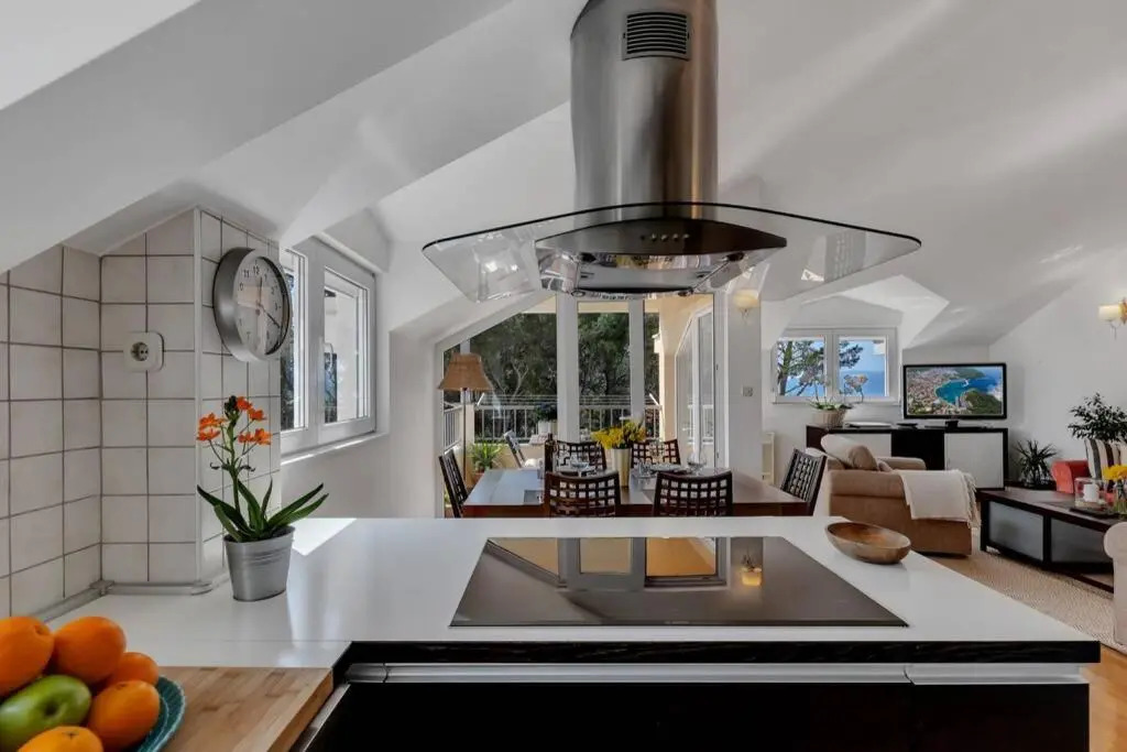 Apartment Sea breeze Makarska