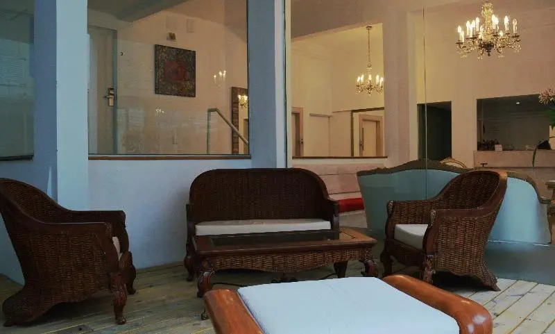 Hotel Azul by MH