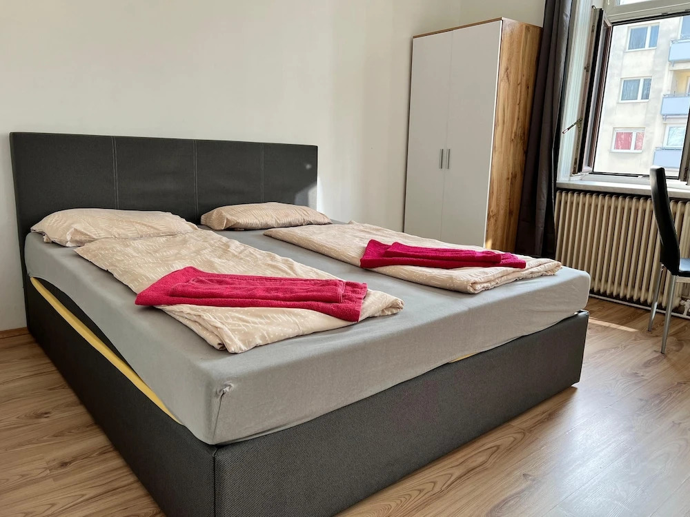 Spacious 4BR Stay Vienna for Families