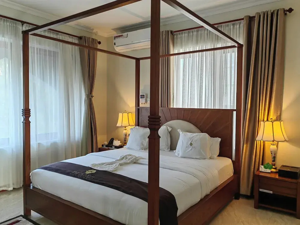 Mkoani Hotel & Conference Center