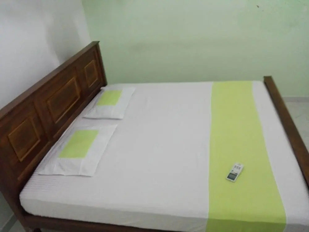 Yoho Ama White green Villa