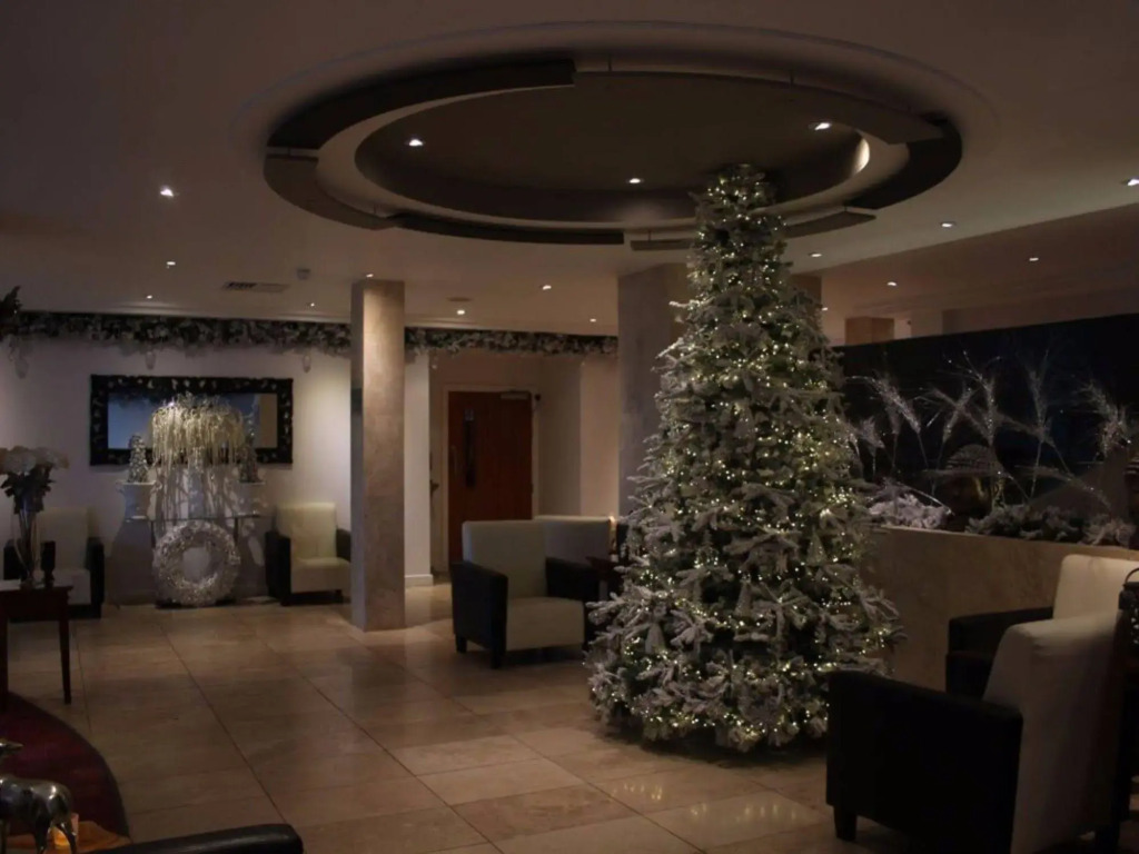 Maritime Hotel