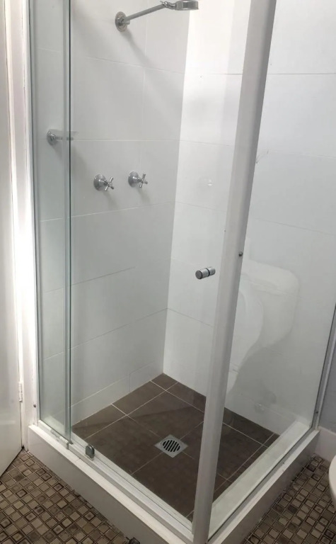 Bateau Bay Hotel