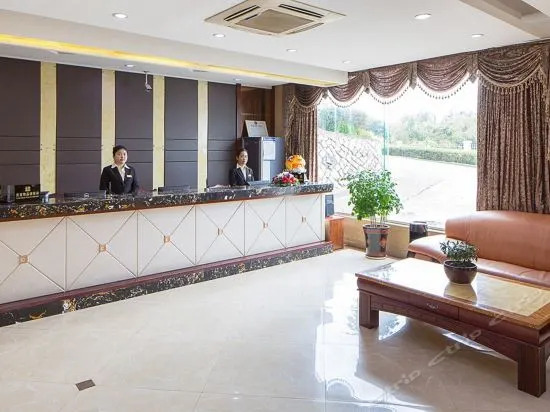 Gold Coast Hotel