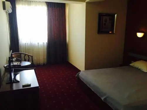 Hotel Luxor