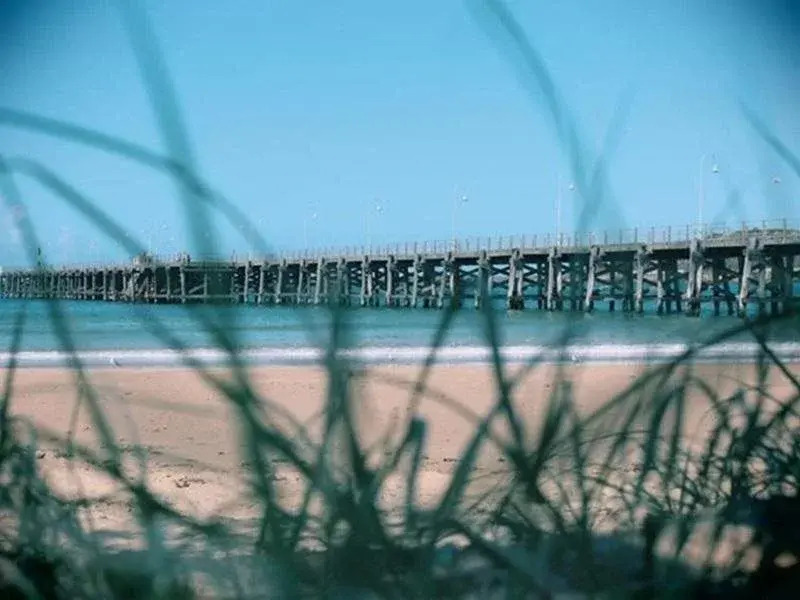 Coastal Bay Motel