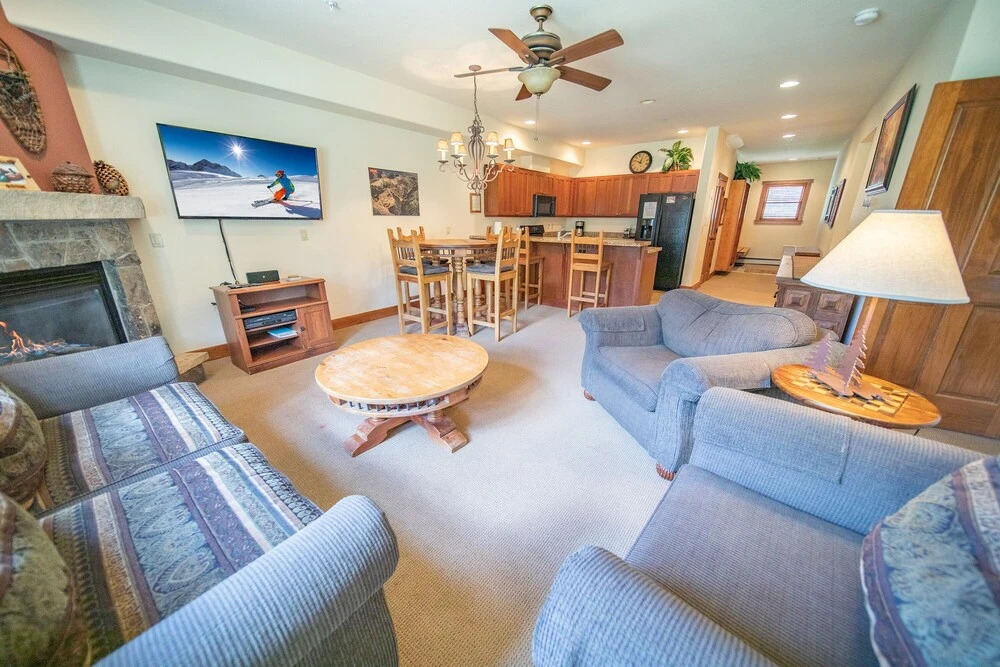 Red Hawk Townhome 2350