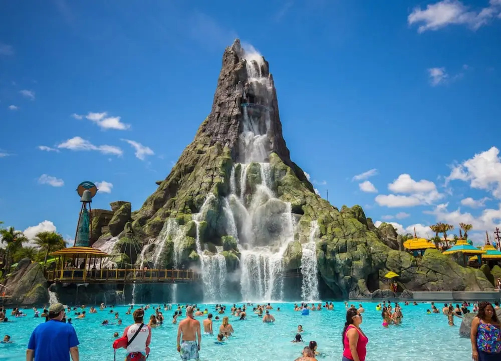 Free Resort Access 4 Bedroom Near Disney with Themed Rooms