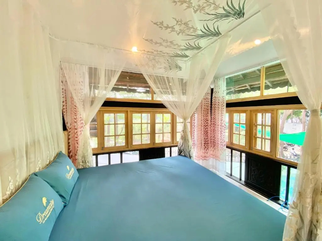 GROUP Villa V.I.P