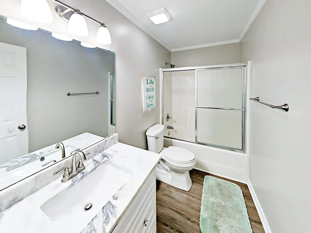 S Kings #1158 - 7 Br Home