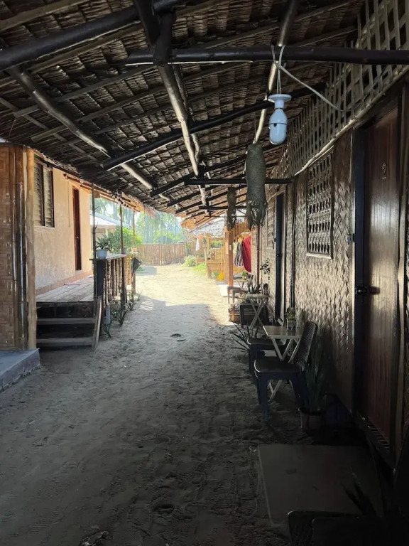 The Beach House Bucana Homestay