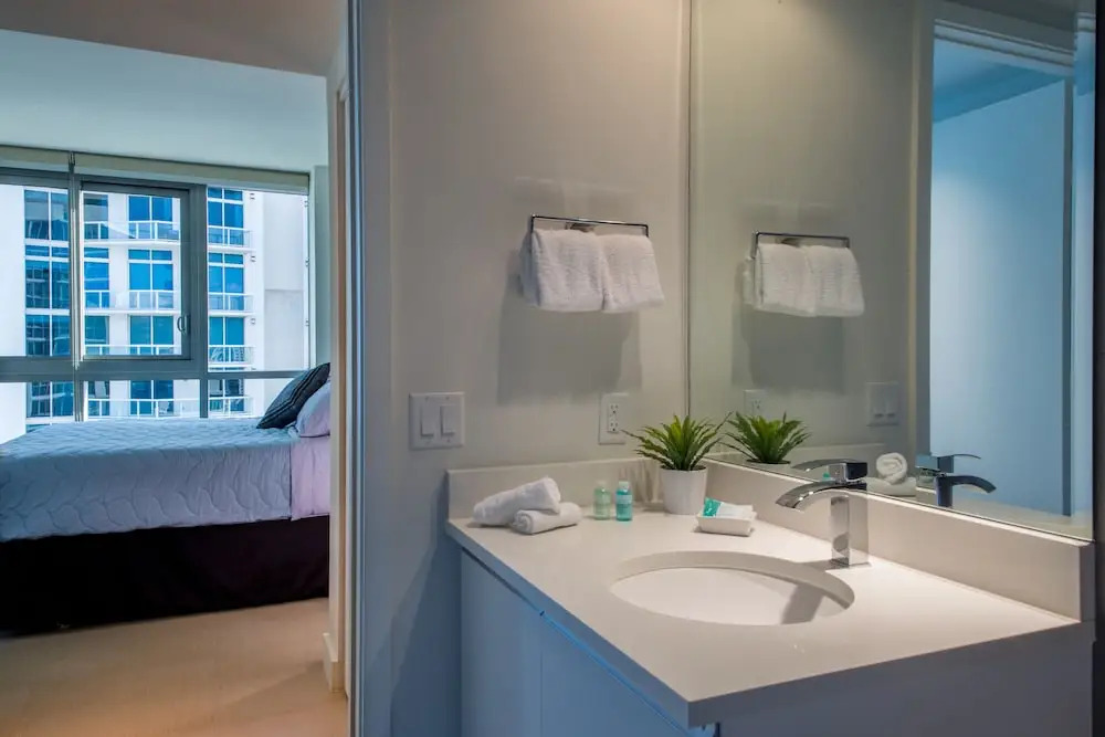 Cote D'Azur Ocean Apartments Miami Beach