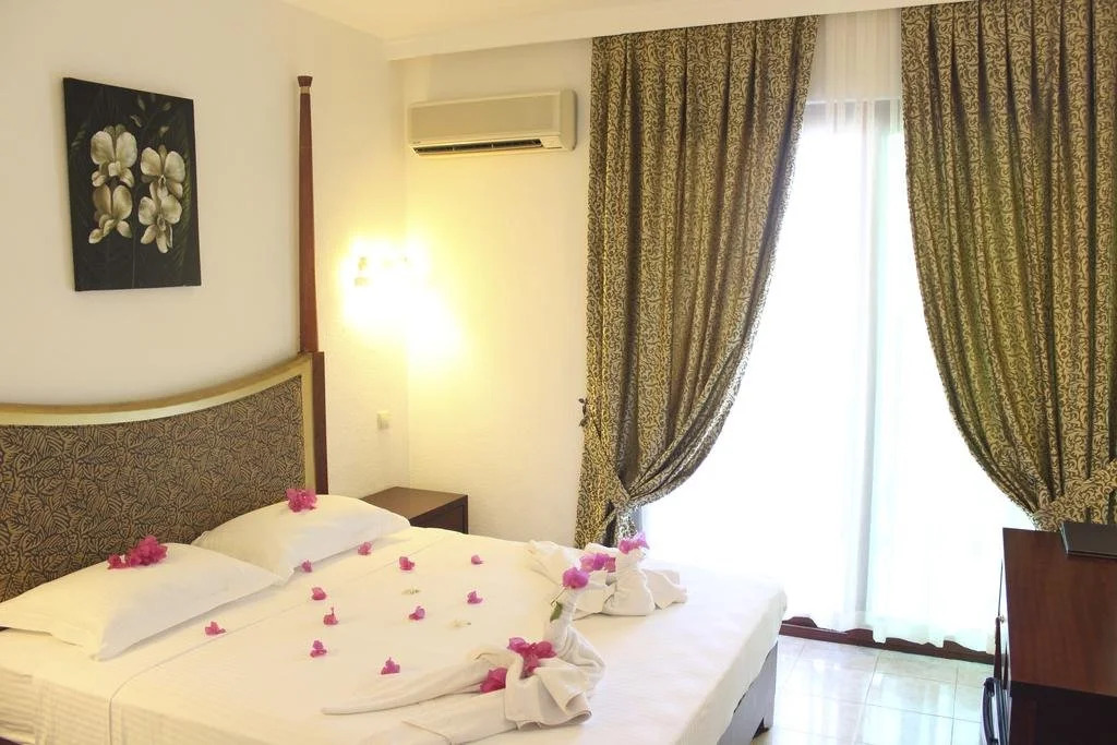 Ekincik Beach Hotel