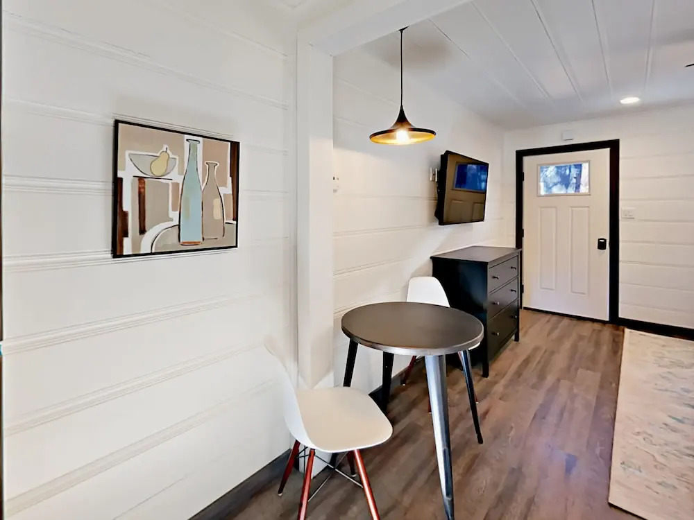4093 Manzanita Ave Cabin Unit 3