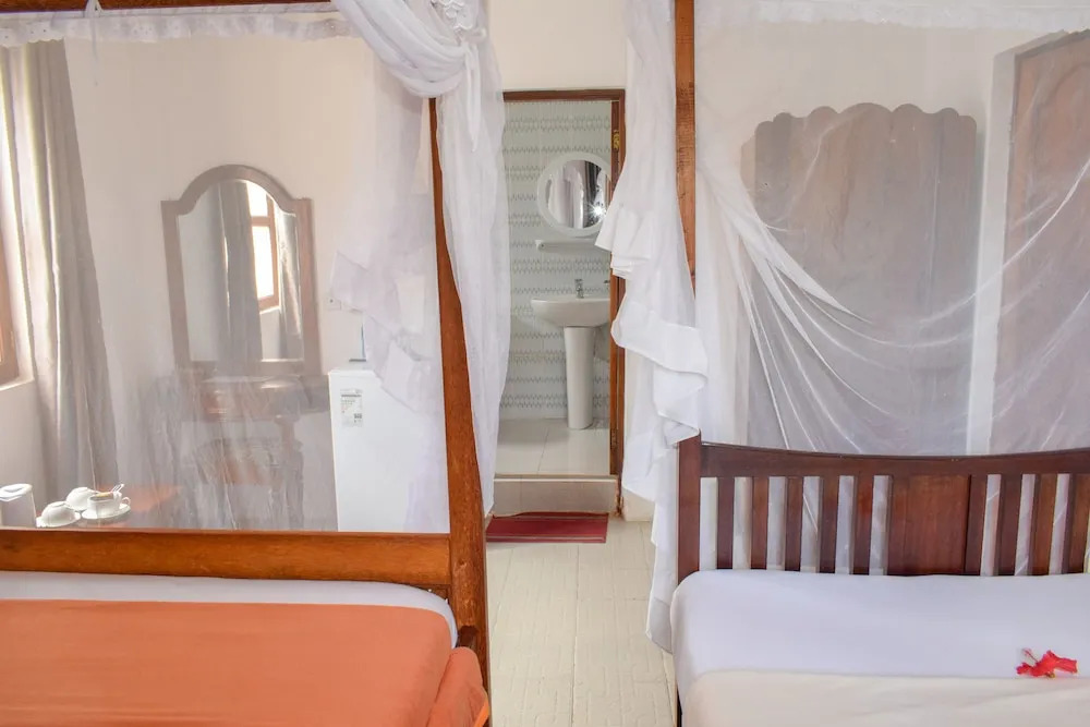 Shangani Hotel