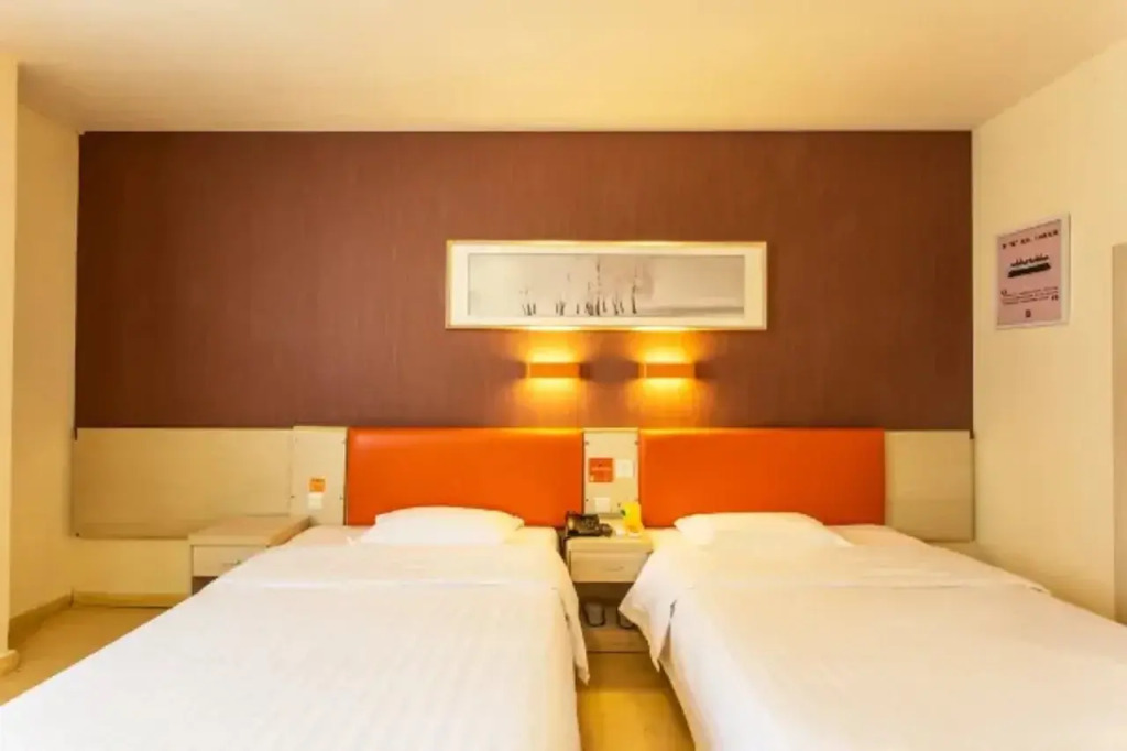 7 Days Inn (Suzhou Amusement Land Xinqu Commercial Street)