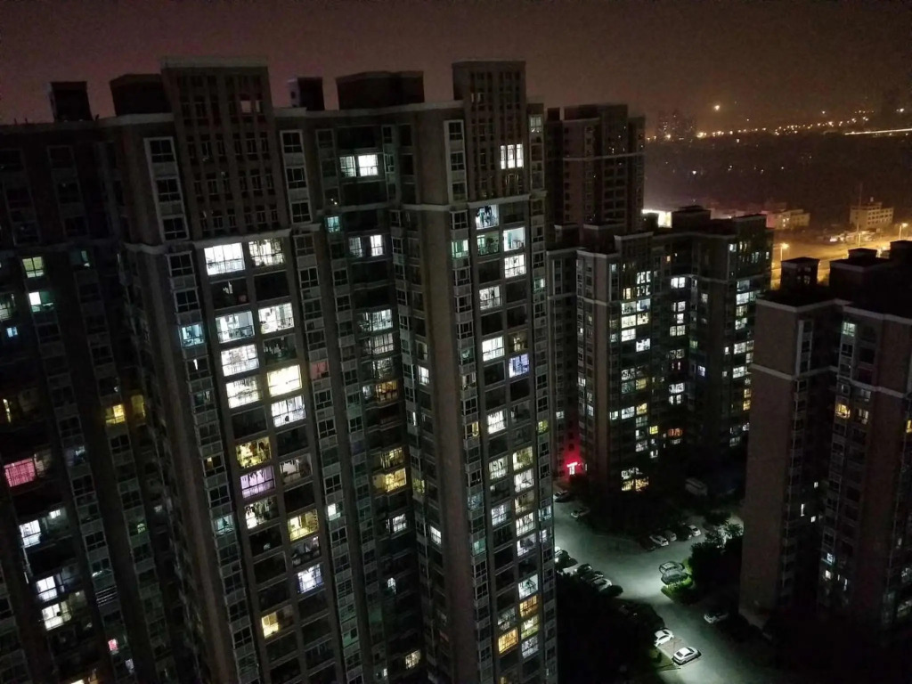 Music Bar International Youth Apartment Beihai