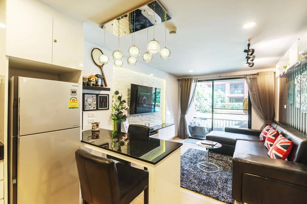 Bluroc Hua Hin by FavStay