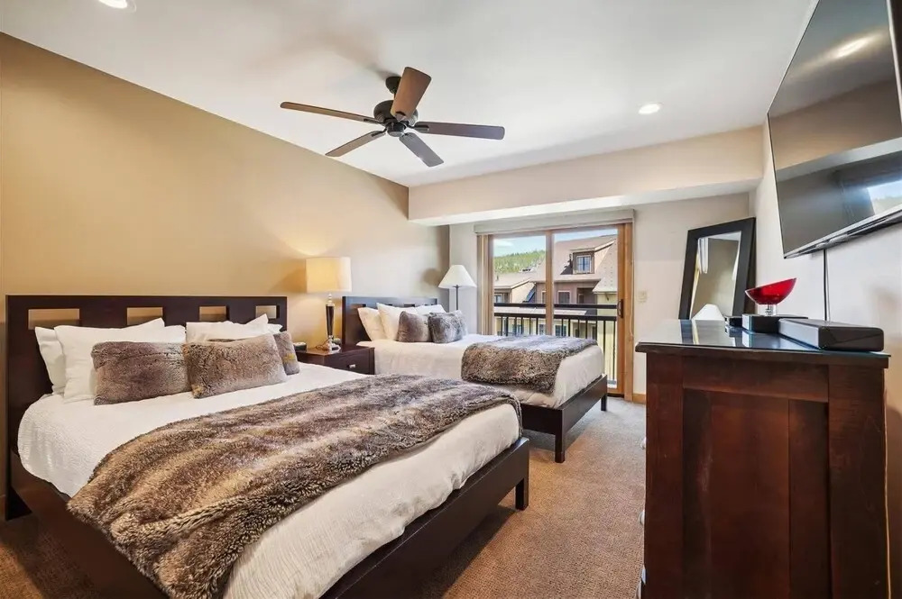 Village At Breckenridge - 2 Bedroom Ski Inski Out Condo